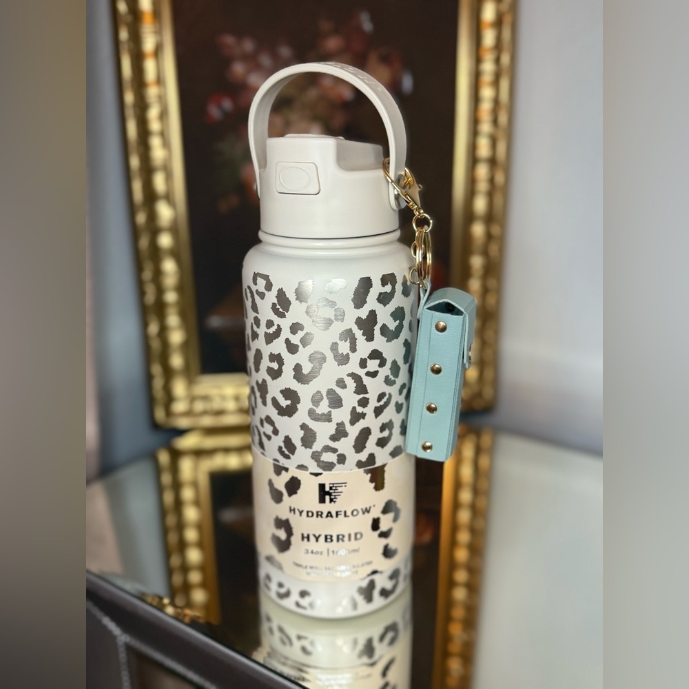 Hydrflow Hybrid 34oz Leopard Water Bottle with Chapstick Holder Pouch